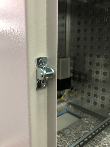 Шкаф уличный всепогодный настенный 15U (Ш600 × Г500), передняя дверь вентилируемая Фото